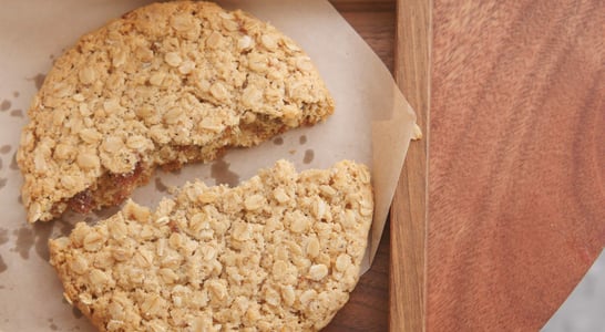 National Lacy Oatmeal Cookie Day