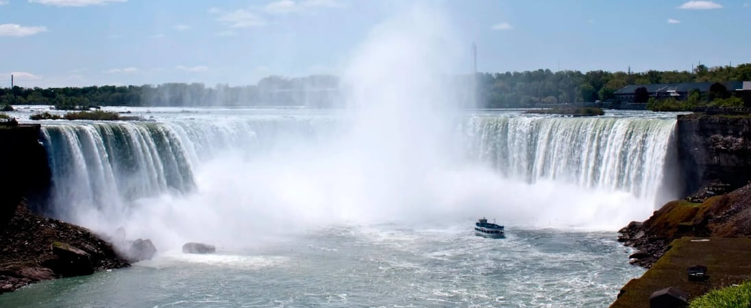 Niagara Falls Runs Dry Day