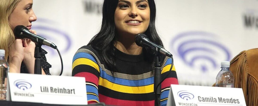 Camila Mendes