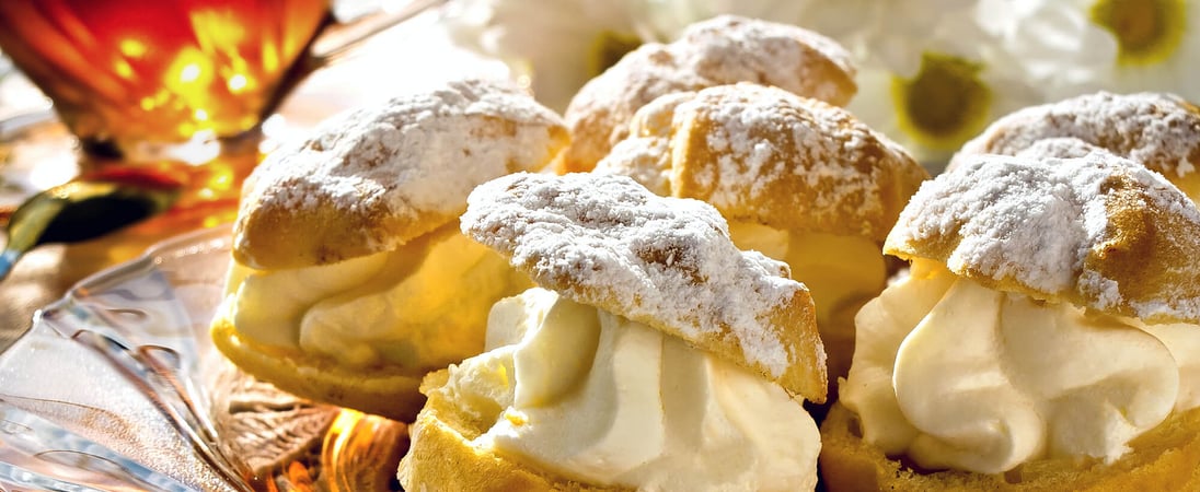 National Cream Puff Day