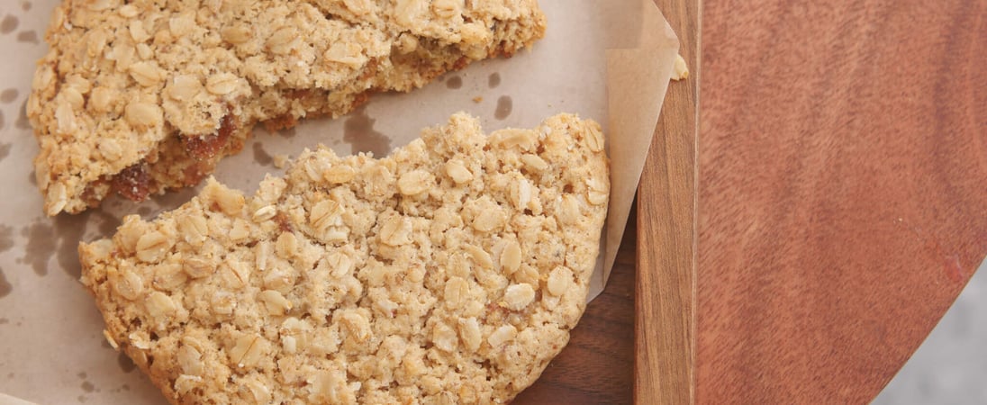 National Lacy Oatmeal Cookie Day