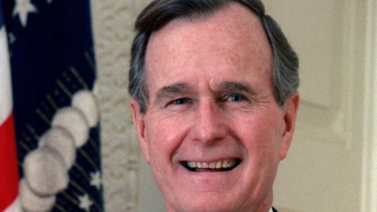 George H. W. Bush's birthday (Jun 12th, 1924) | Days Of The Year