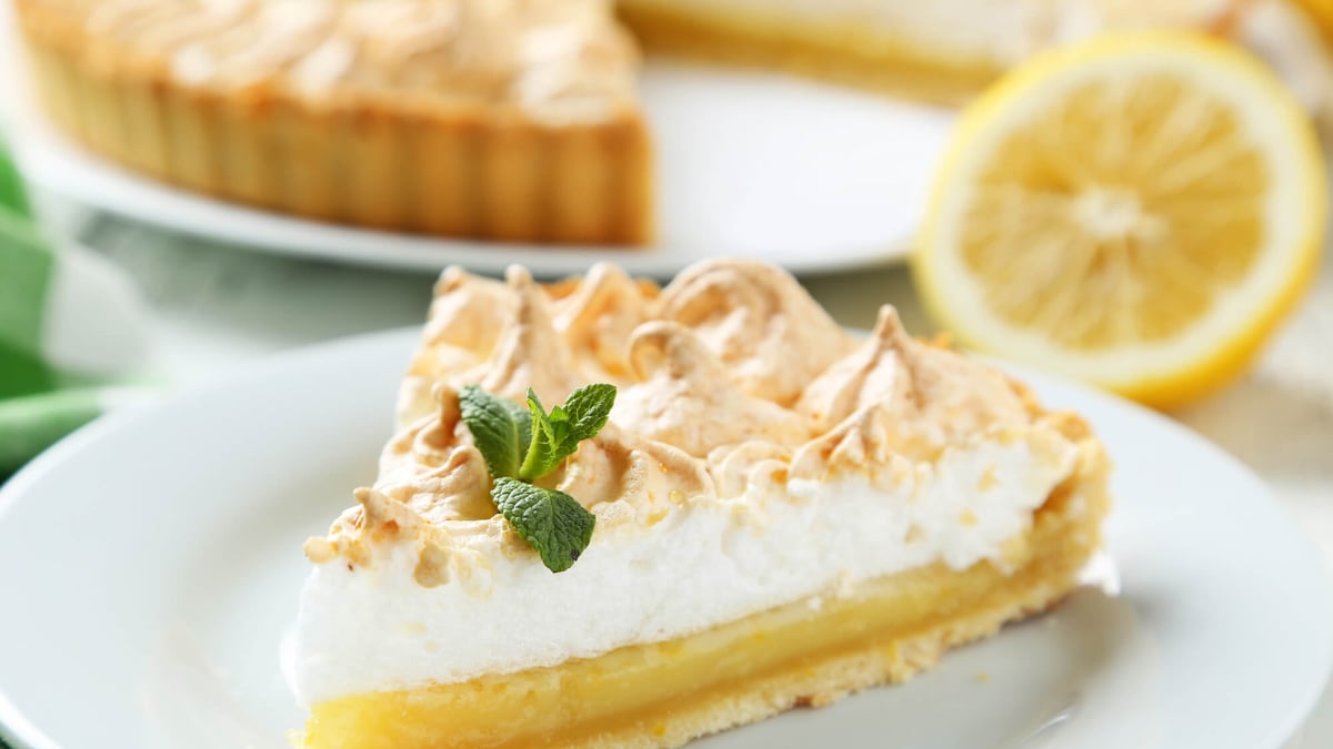 National Lemon Cream Pie Day (November 29th) | Days Of The Year