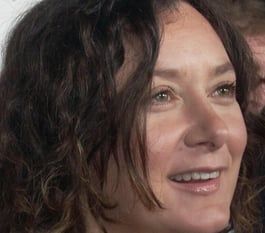 Sara Gilbert