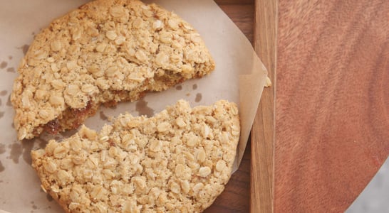 National Lacy Oatmeal Cookie Day