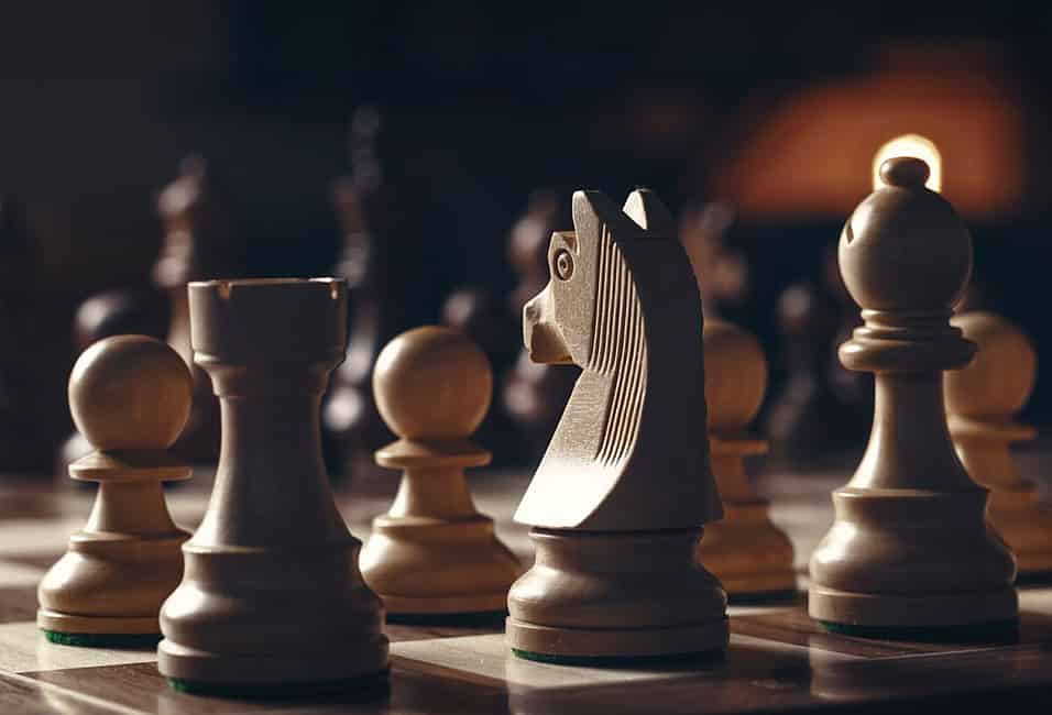 45+] Chess King Wallpaper
