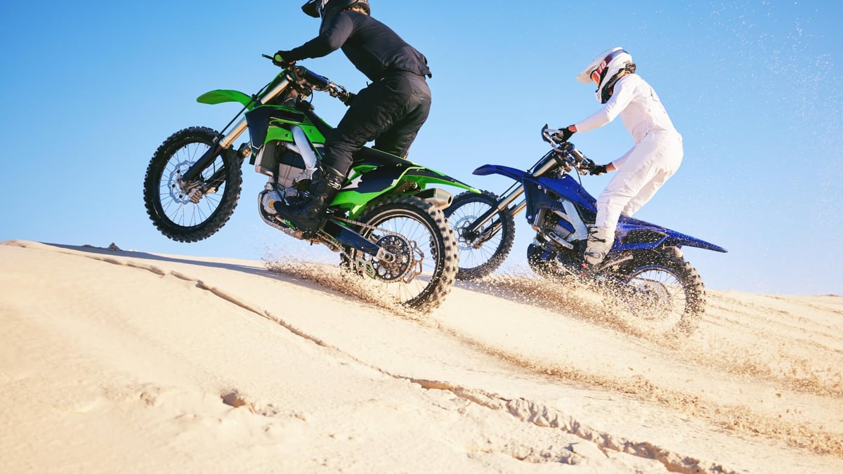Motorcycle Desert Dune And Fast In Race Contest 2023 11 27 05 07 34 Utc 