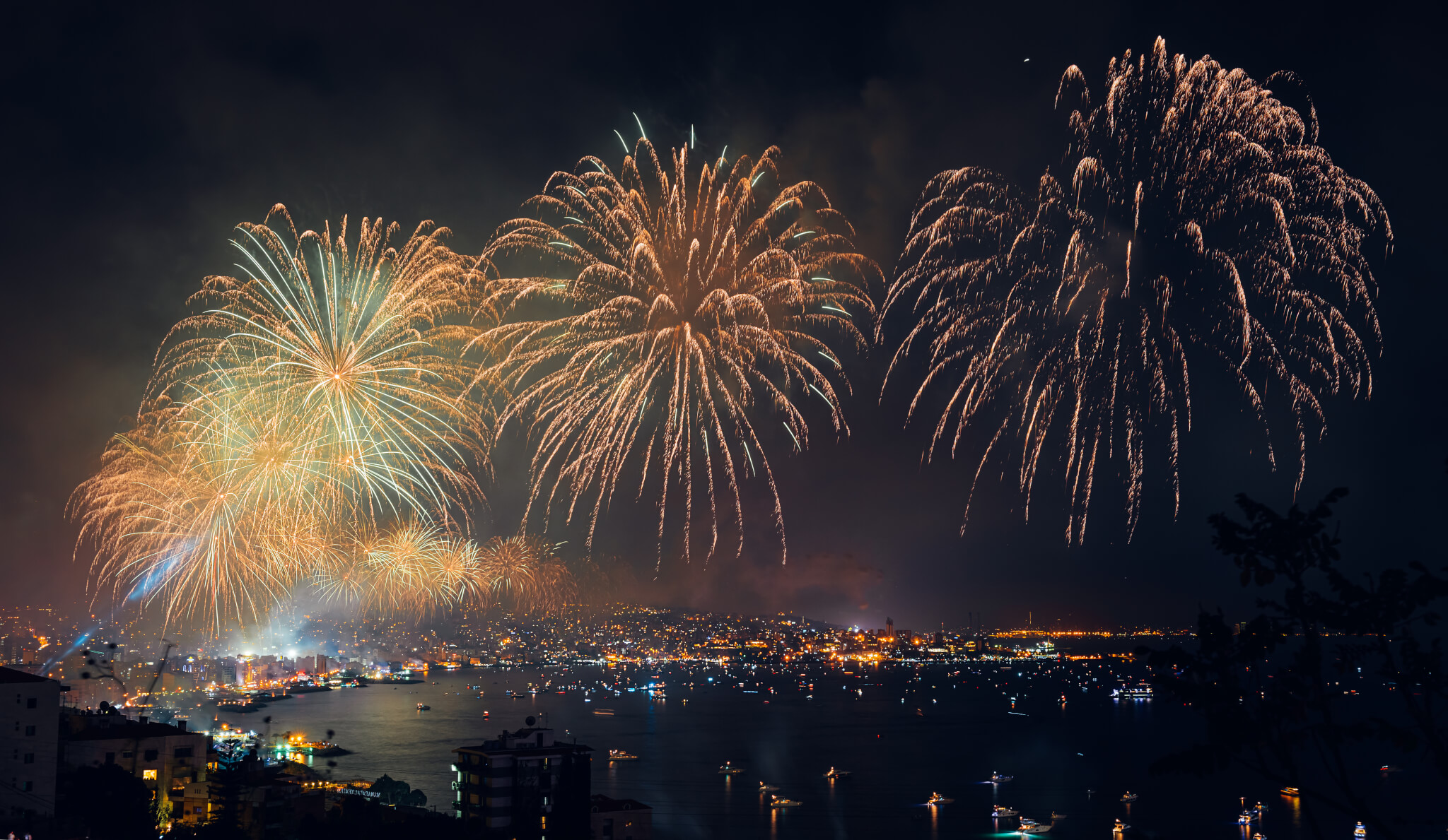 20 New Year's Traditions from Around the World 2024