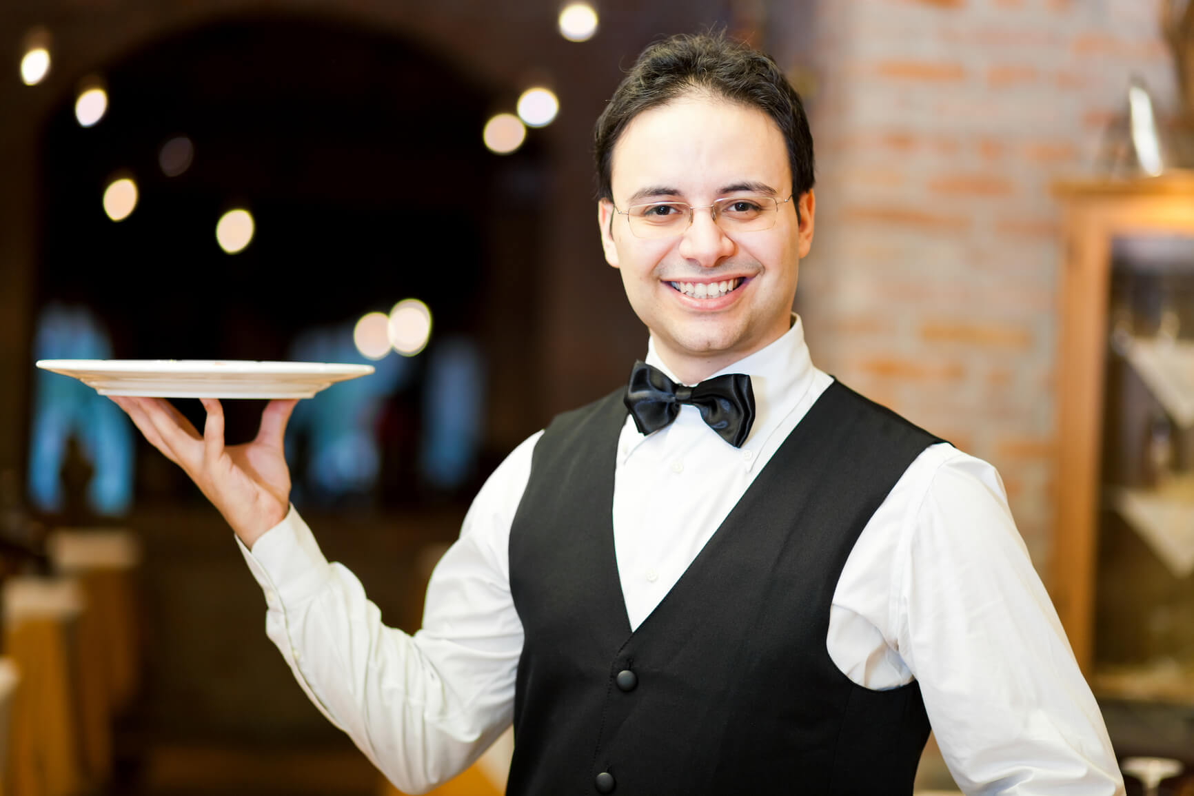 Waiter Job Vacancy in Qatar